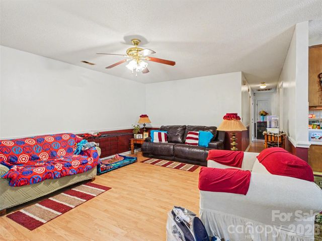 201 Bishop Lane, Concord, NC 28025