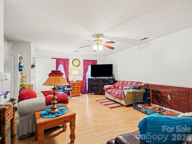 201 Bishop Lane, Concord, NC 28025