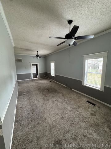 608 S Hickory Street, Sapulpa, OK 74066