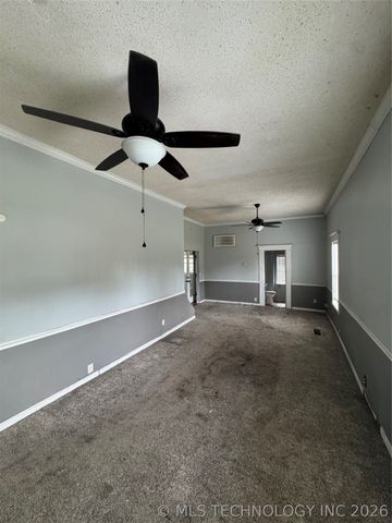 608 S Hickory Street, Sapulpa, OK 74066