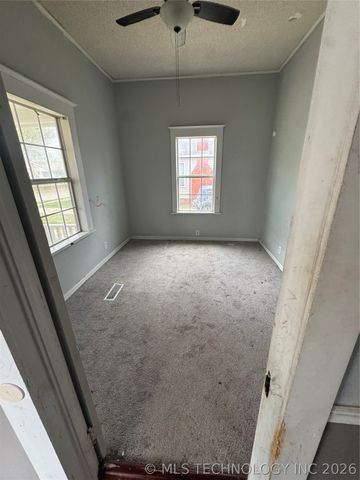 608 S Hickory Street, Sapulpa, OK 74066