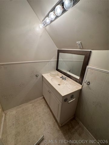 608 S Hickory Street, Sapulpa, OK 74066