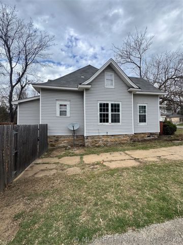 608 S Hickory Street, Sapulpa, OK 74066