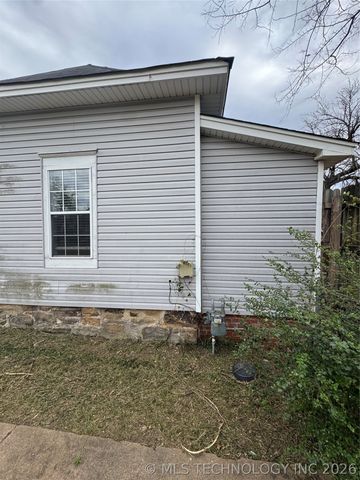 608 S Hickory Street, Sapulpa, OK 74066