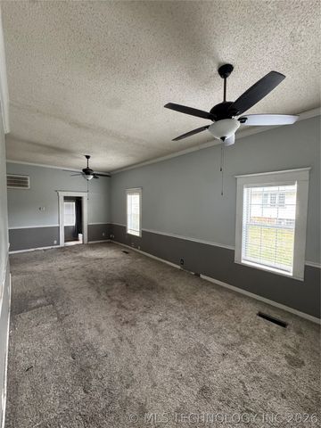 608 S Hickory Street, Sapulpa, OK 74066