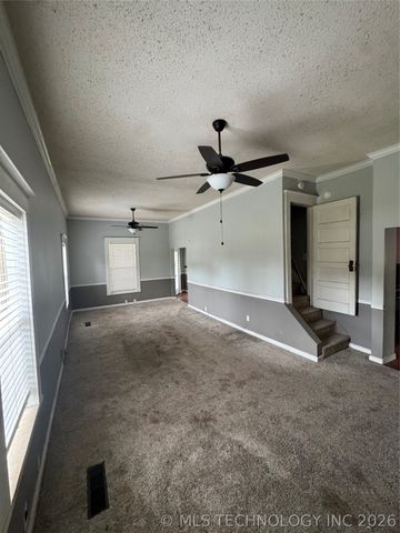 608 S Hickory Street, Sapulpa, OK 74066