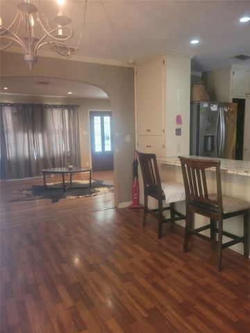 942 Delaine Dr, Corpus Christi, TX 78411