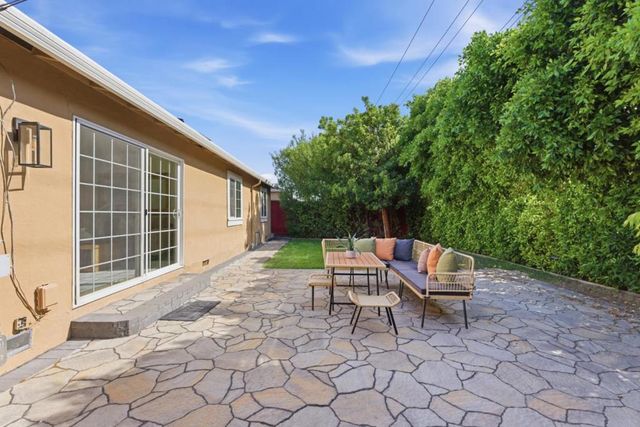 1850 Briarwood Drive, Santa Clara, CA 95051