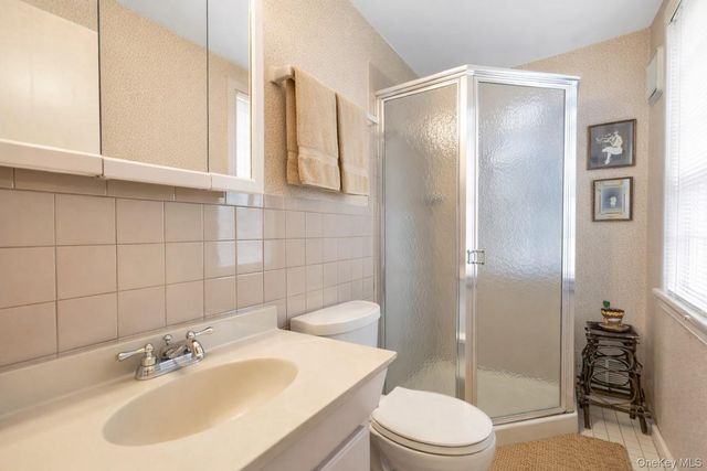 5050 Pequash Avenue, Cutchogue, NY 11935