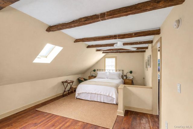 5050 Pequash Avenue, Cutchogue, NY 11935