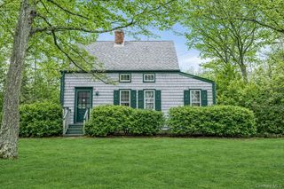 5050 Pequash Avenue, Cutchogue, NY 11935