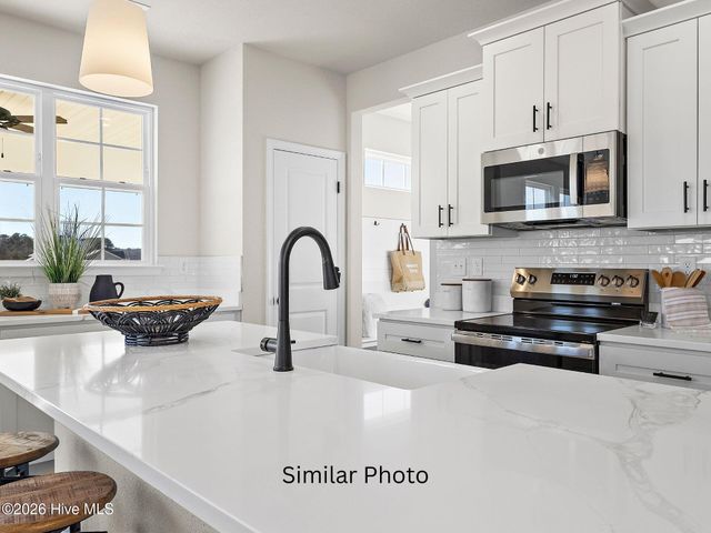 206 Halifax Court, Shiloh, NC 27974