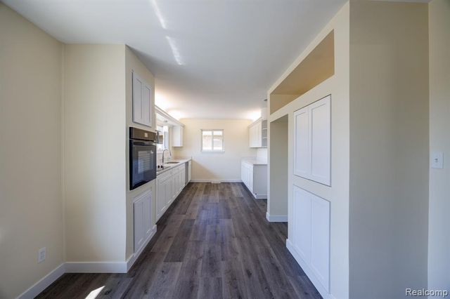2462 Green Acres Drive, Grand Blanc, MI 48439