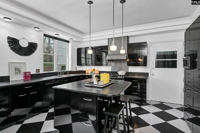 3000 Forest Drive, Columbia, SC 29204