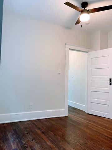 2249 Clairmount Avenue, Detroit, MI 48206