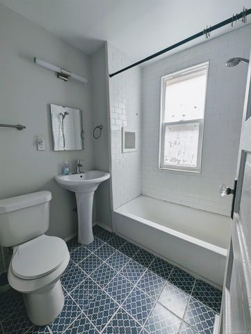 2249 Clairmount Avenue, Detroit, MI 48206