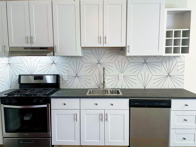 2249 Clairmount Avenue, Detroit, MI 48206