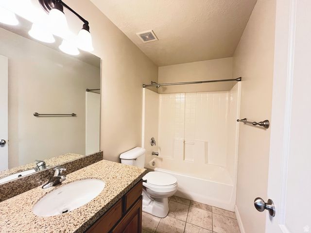 6745 S SIENNA LN, Midvale, UT 84047