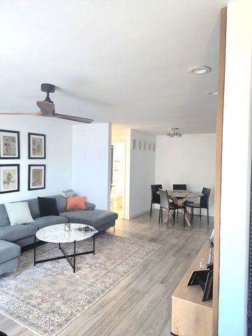 448 Bridle Trail 448, Wheeling, IL 60090