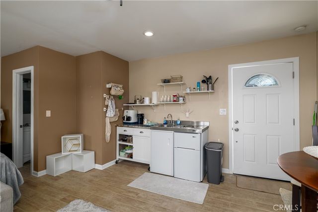 5922 N Vista, San Gabriel, CA 91775