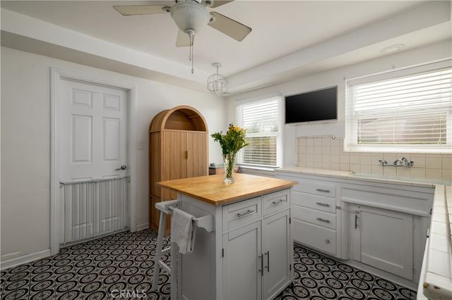 5922 N Vista, San Gabriel, CA 91775