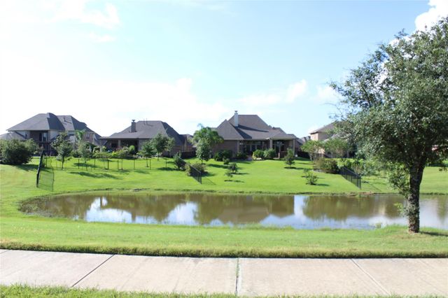 12102 Cove Harbor Lane, Cypress, TX 77433