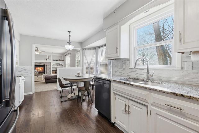 307 N Mesquite Street, Olathe, KS 66061