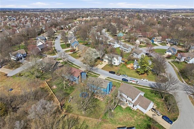 307 N Mesquite Street, Olathe, KS 66061