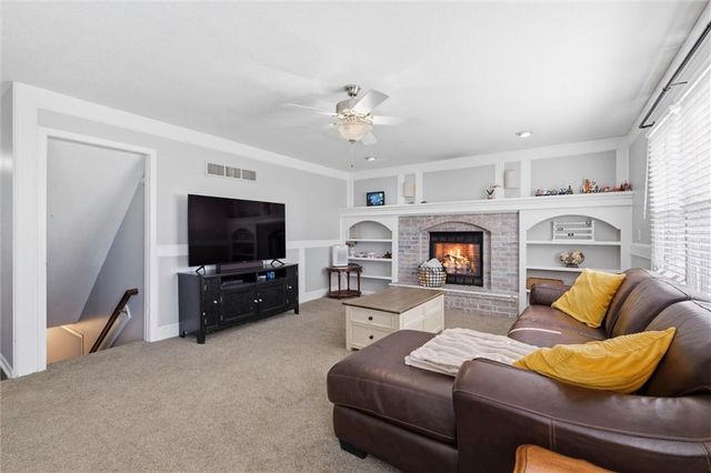 307 N Mesquite Street, Olathe, KS 66061