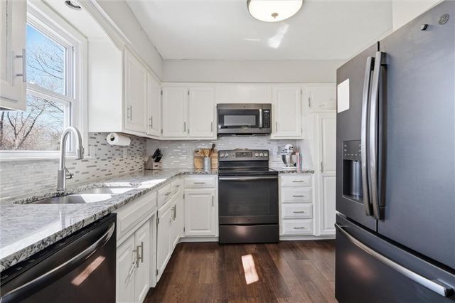 307 N Mesquite Street, Olathe, KS 66061