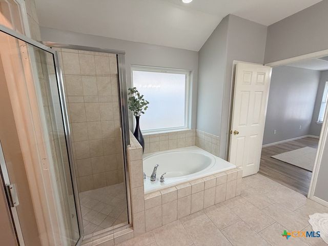 204 Windwood Lane, Victoria, TX 77904