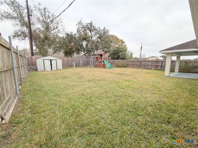 204 Windwood Lane, Victoria, TX 77904