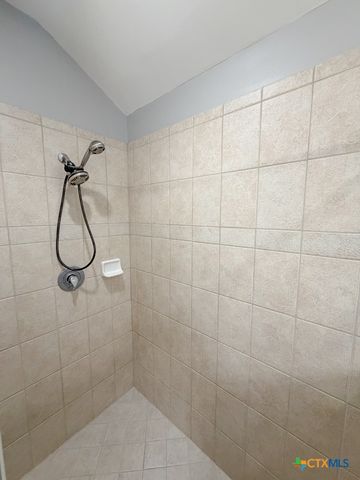 204 Windwood Lane, Victoria, TX 77904