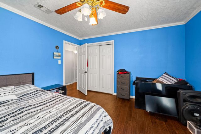 608 Alta Vista Drive, Pasadena, TX 77502