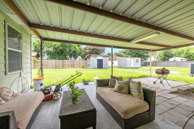 608 Alta Vista Drive, Pasadena, TX 77502