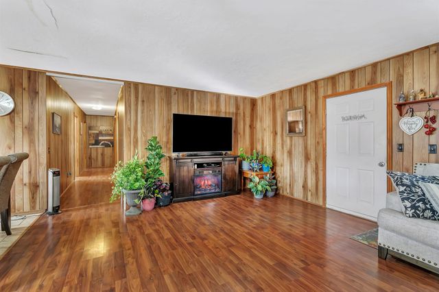 242 Union Ridge Rd, Wartrace, TN 37183