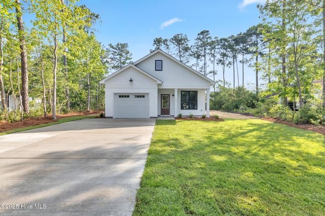 1134 Watts Landing Road, Hampstead, NC 28443