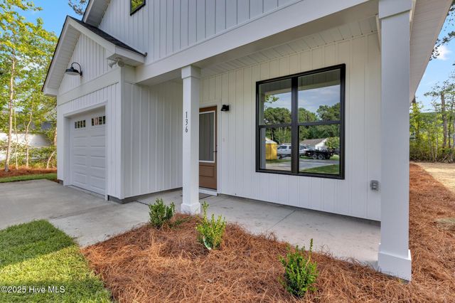 1134 Watts Landing Road, Hampstead, NC 28443