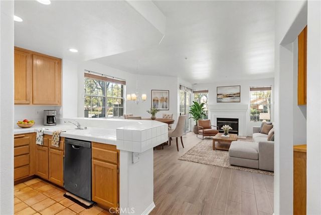13445 Verona, Tustin, CA 92782