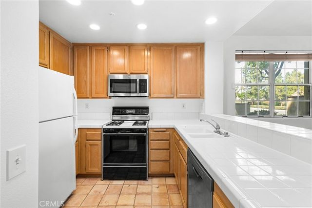 13445 Verona, Tustin, CA 92782