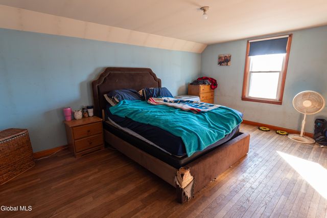 414 Reynolds Road, Moreau, NY 12828