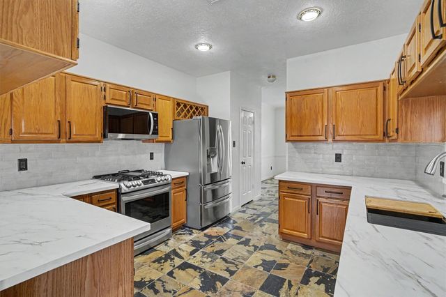 2134 Gemini Street, Houston, TX 77058