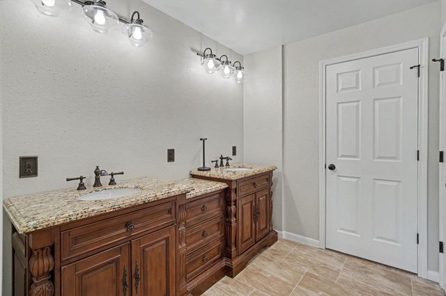 2134 Gemini Street, Houston, TX 77058