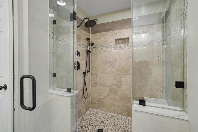 2134 Gemini Street, Houston, TX 77058