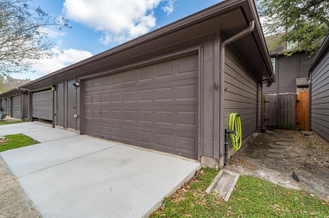 2134 Gemini Street, Houston, TX 77058