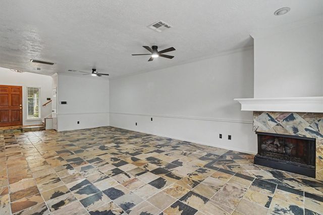 2134 Gemini Street, Houston, TX 77058