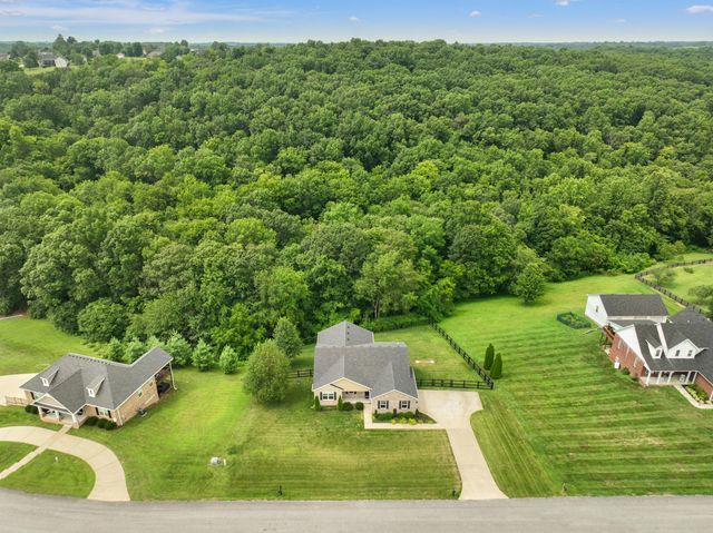 185 River Run Drive, Lancaster, KY 40444
