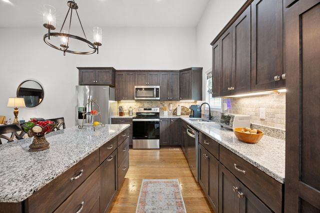 185 River Run Drive, Lancaster, KY 40444