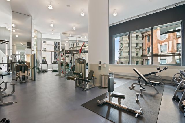 15 William St Apt 11F, New York City, NY 10005
