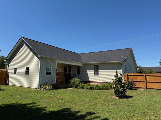 110 Kitty Meyer Ln, Loretto, TN 38469